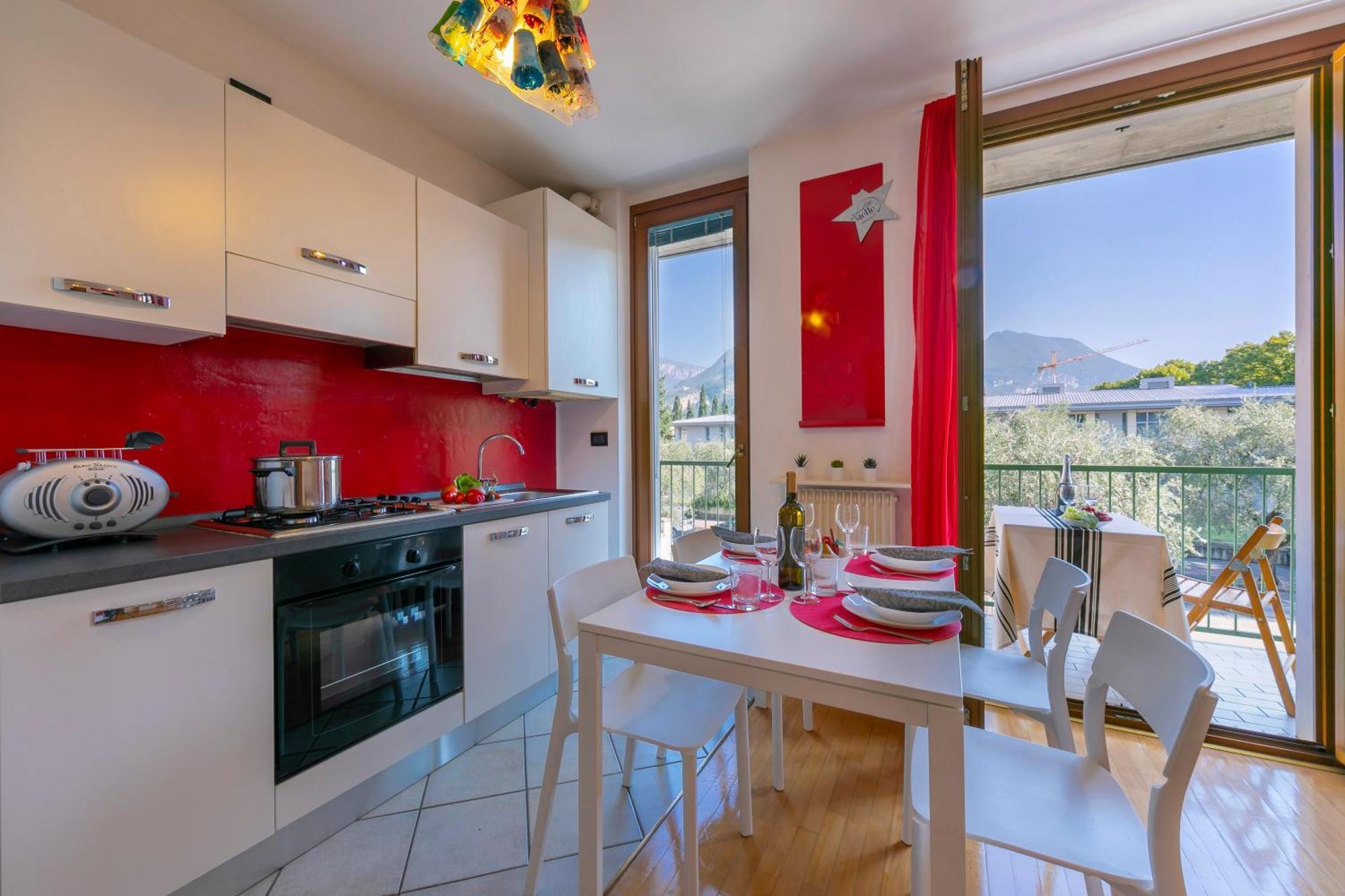 Claz House - Happy Rentals Riva del Garda Exteriör bild