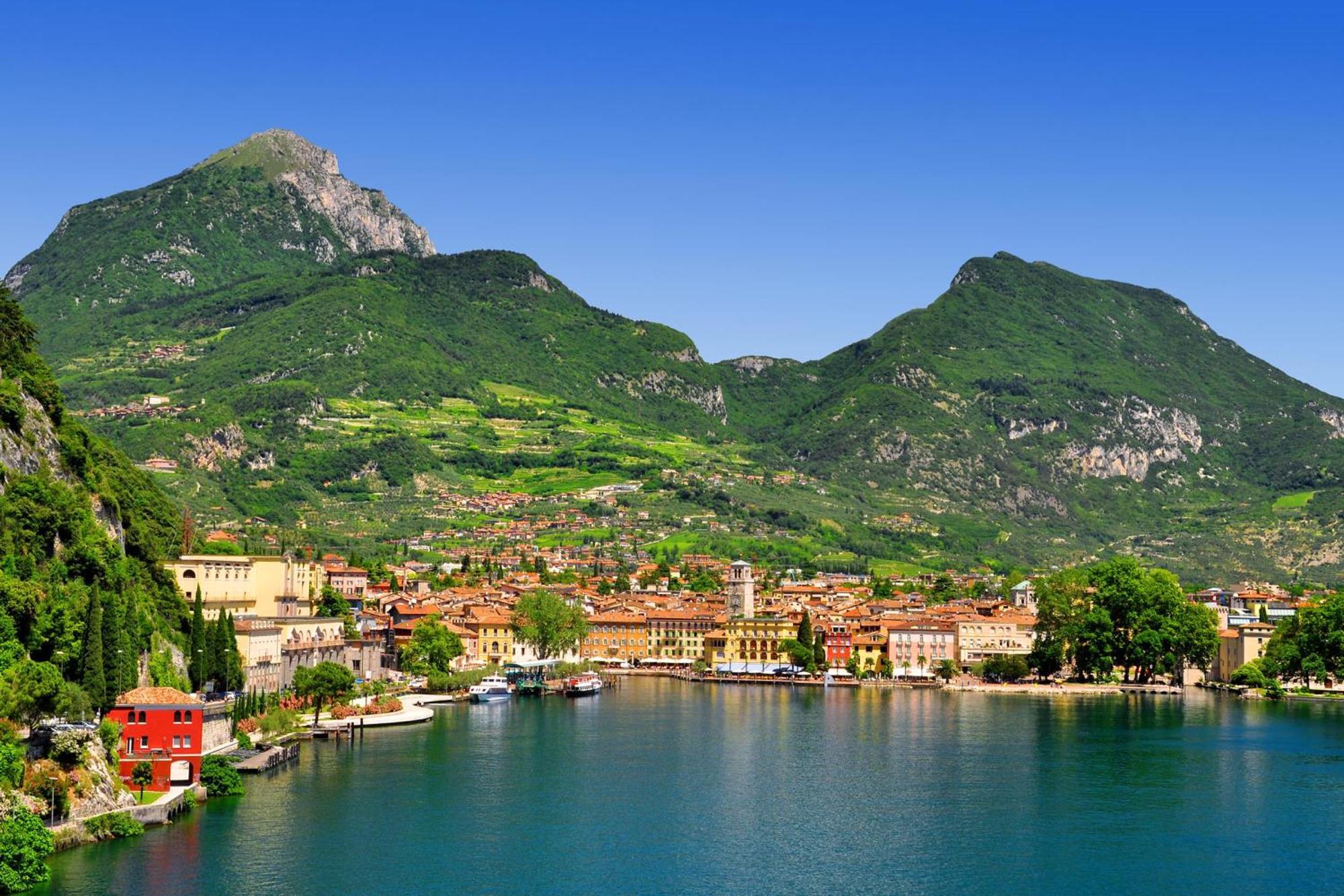 Claz House - Happy Rentals Riva del Garda Exteriör bild
